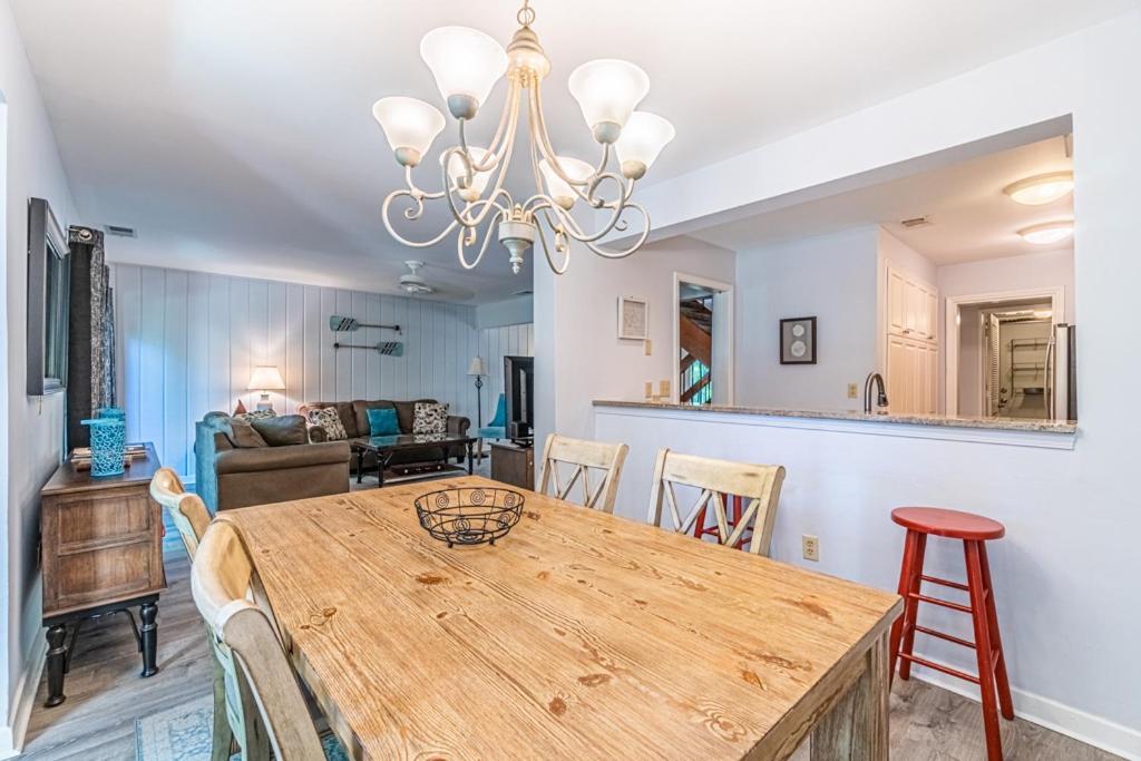 Pet Friendly! 503 Plantation Club Walk To Pool Sleeps 6 Sea Pines Villa Hilton Head Island Exterior photo